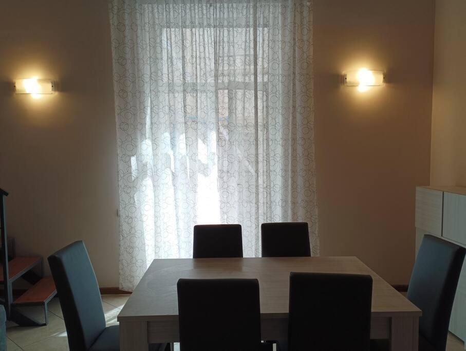 나폴리 A Casa Di Laura 아파트 외부 사진