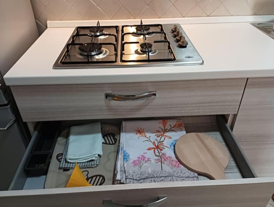 나폴리 A Casa Di Laura 아파트 외부 사진